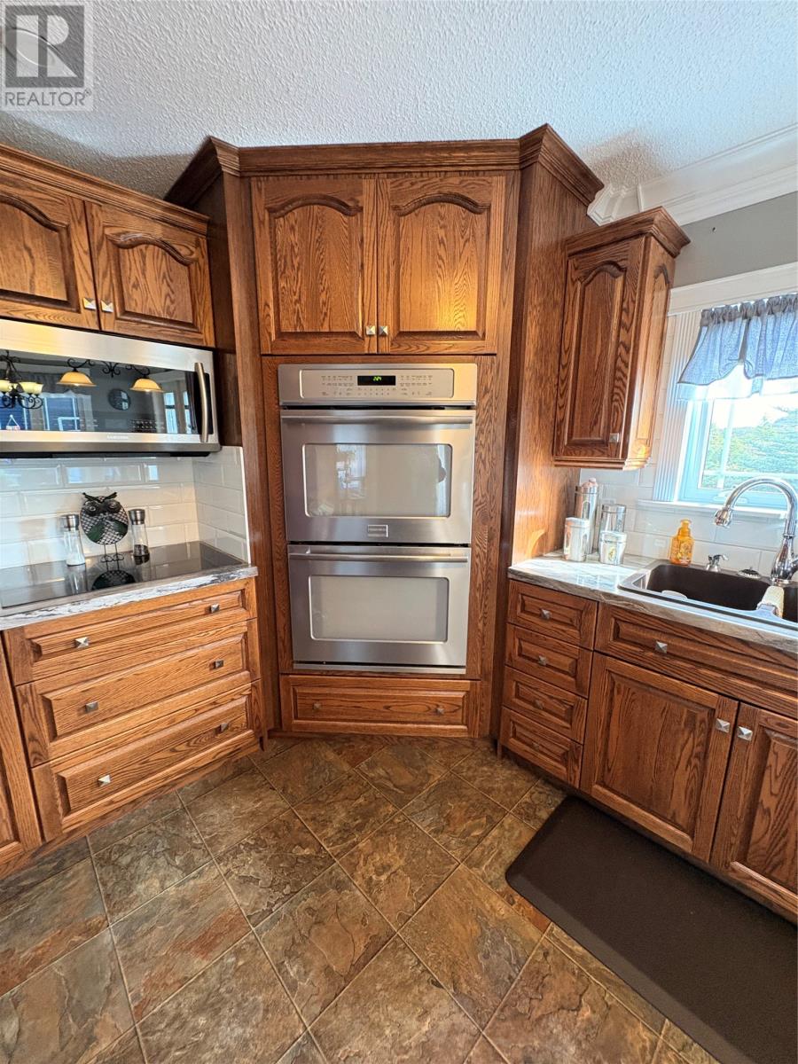 216 470 Route, Burnt Islands — photo 9