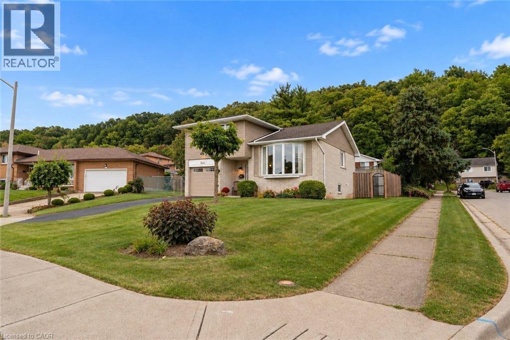 12 Brae Crest Drive, Hamilton, Ontario  L8G 3A6 - Photo 25 - 40865963