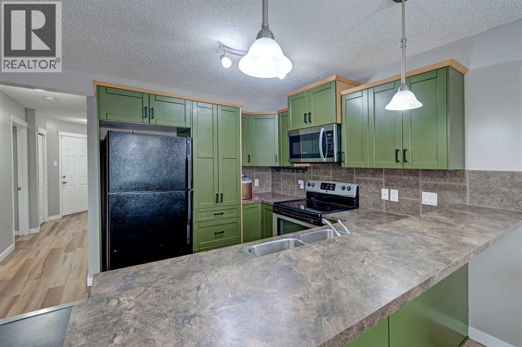 154 Canals Circle SW, Airdrie, Alberta  T4B 3E9 - Photo 12 - A2351093