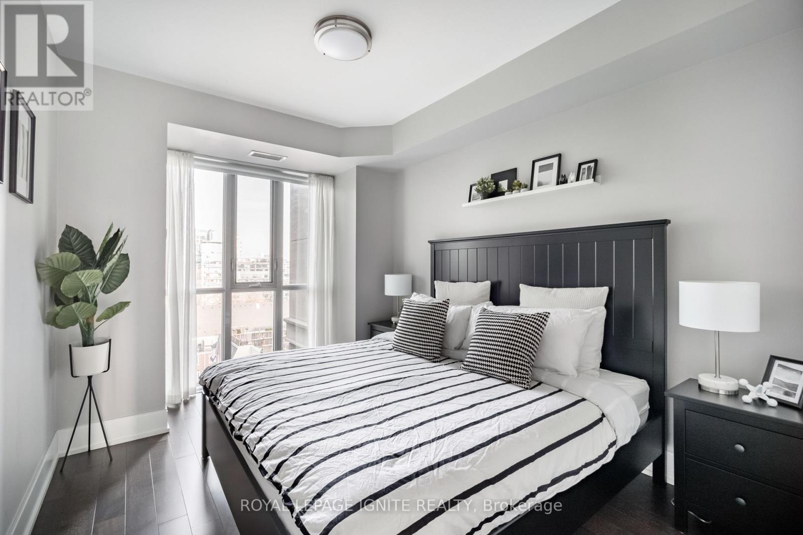 828 - 560 Front Street W, Toronto (Waterfront Communities), Ontario  M5V 1C1 - Photo 18 - C13876416