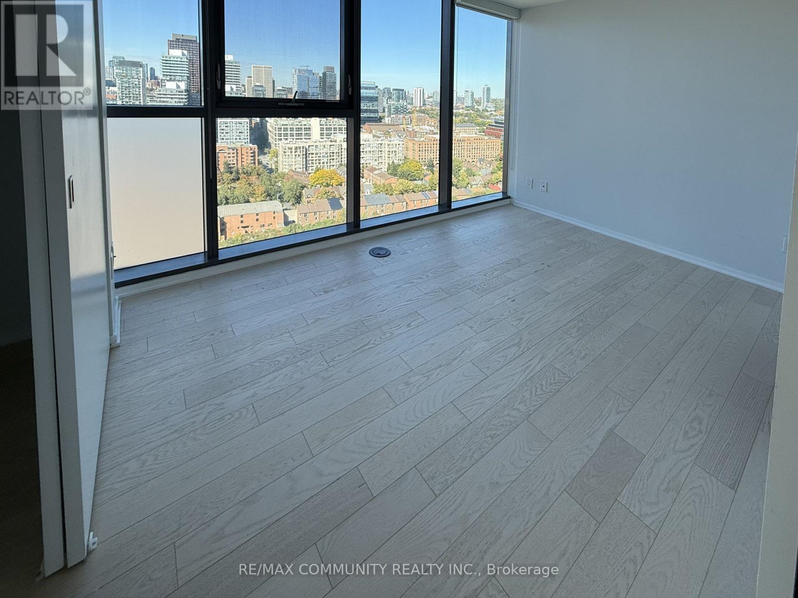2102 - 16 Bonnycastle Street, Toronto, Ontario  M5A 0C9 - Photo 5 - C13876424