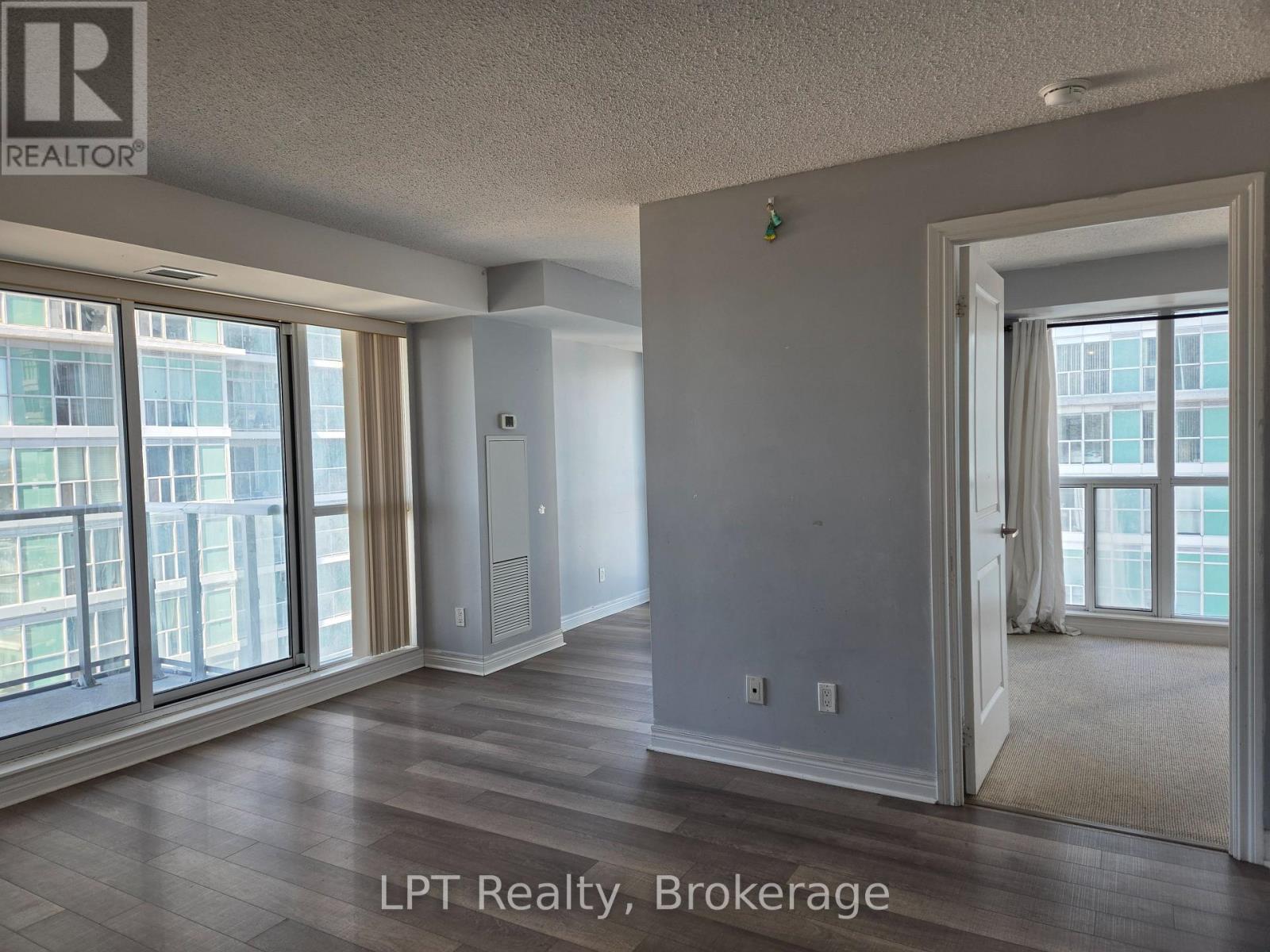 1504 - 50 Town Centre Court, Toronto, Ontario  M1P 0A9 - Photo 18 - E13876296