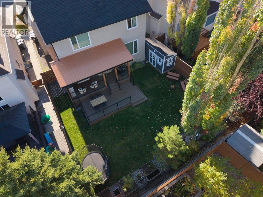 1621 Strathcona Drive SW, Calgary, Alberta  T3H 5B1 - Photo 2 - A2350145