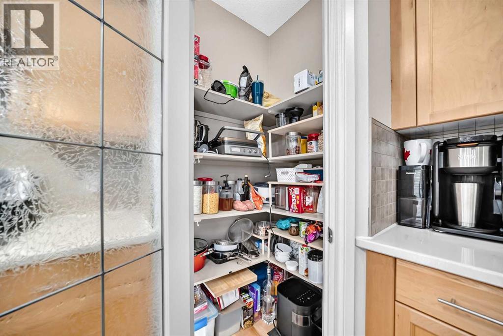 127, 100 Coopers Common SW