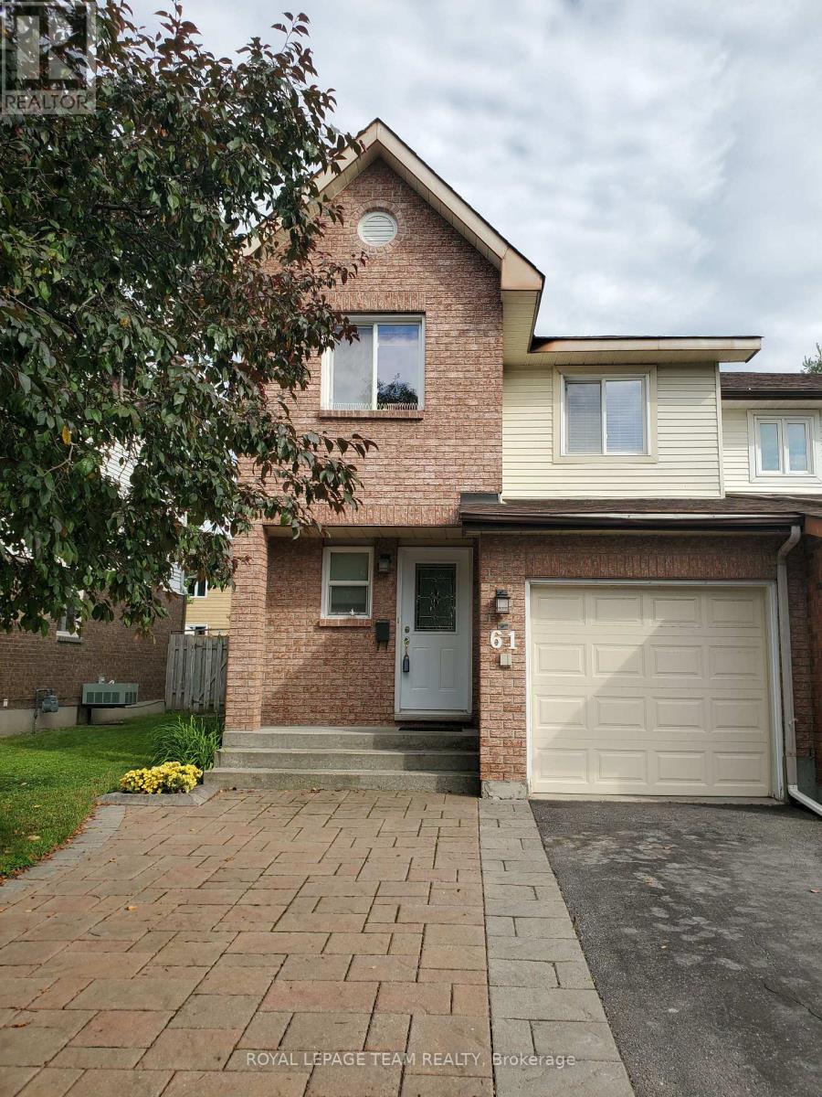 61 MCGIBBON DRIVE, Ottawa, Ontario