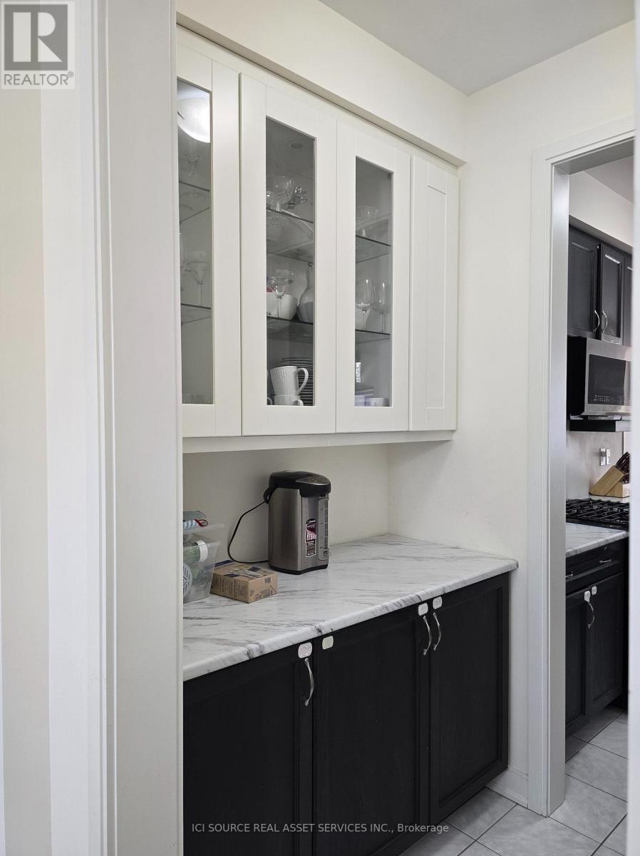 31 Nightjar Drive, Brampton, Ontario  L7A 5A1 - Photo 7 - W13876298