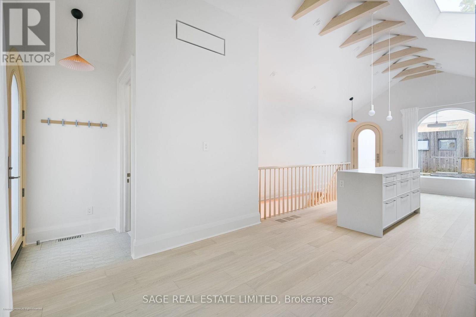 Laneway Suite - 46 Fuller Avenue, Toronto, Ontario  M6R 2C3 - Photo 13 - W13876302