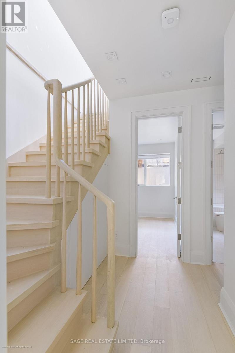 Laneway Suite - 46 Fuller Avenue, Toronto, Ontario  M6R 2C3 - Photo 16 - W13876302