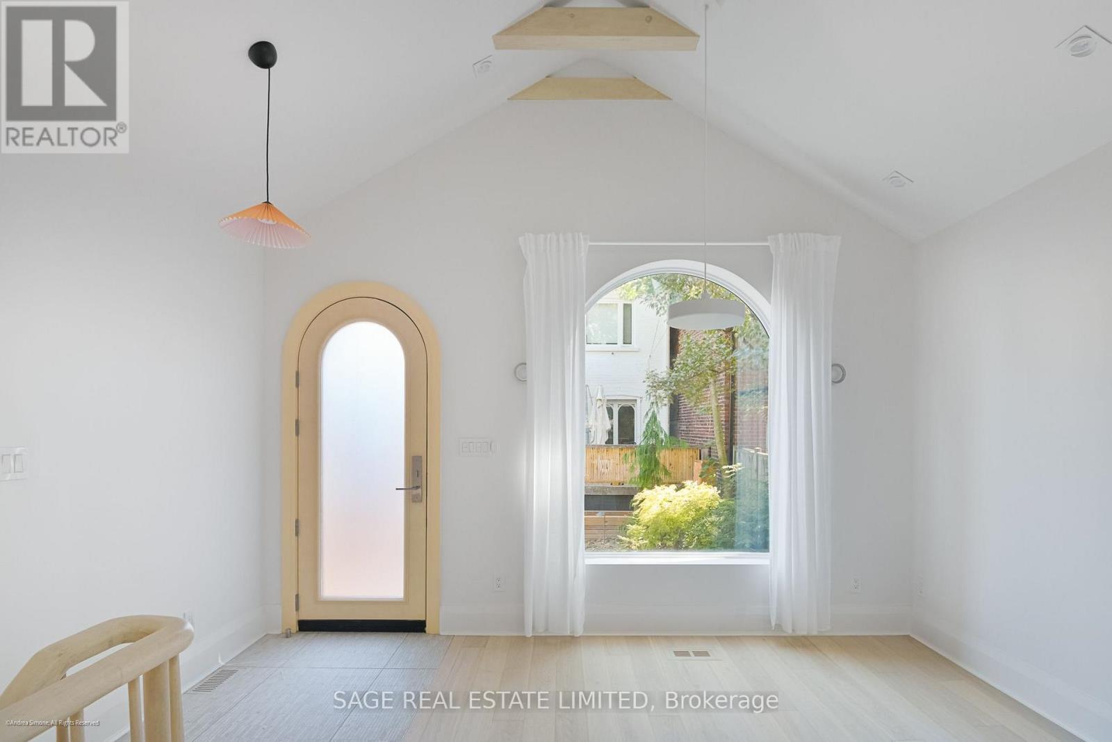 Laneway Suite - 46 Fuller Avenue, Toronto, Ontario  M6R 2C3 - Photo 2 - W13876302