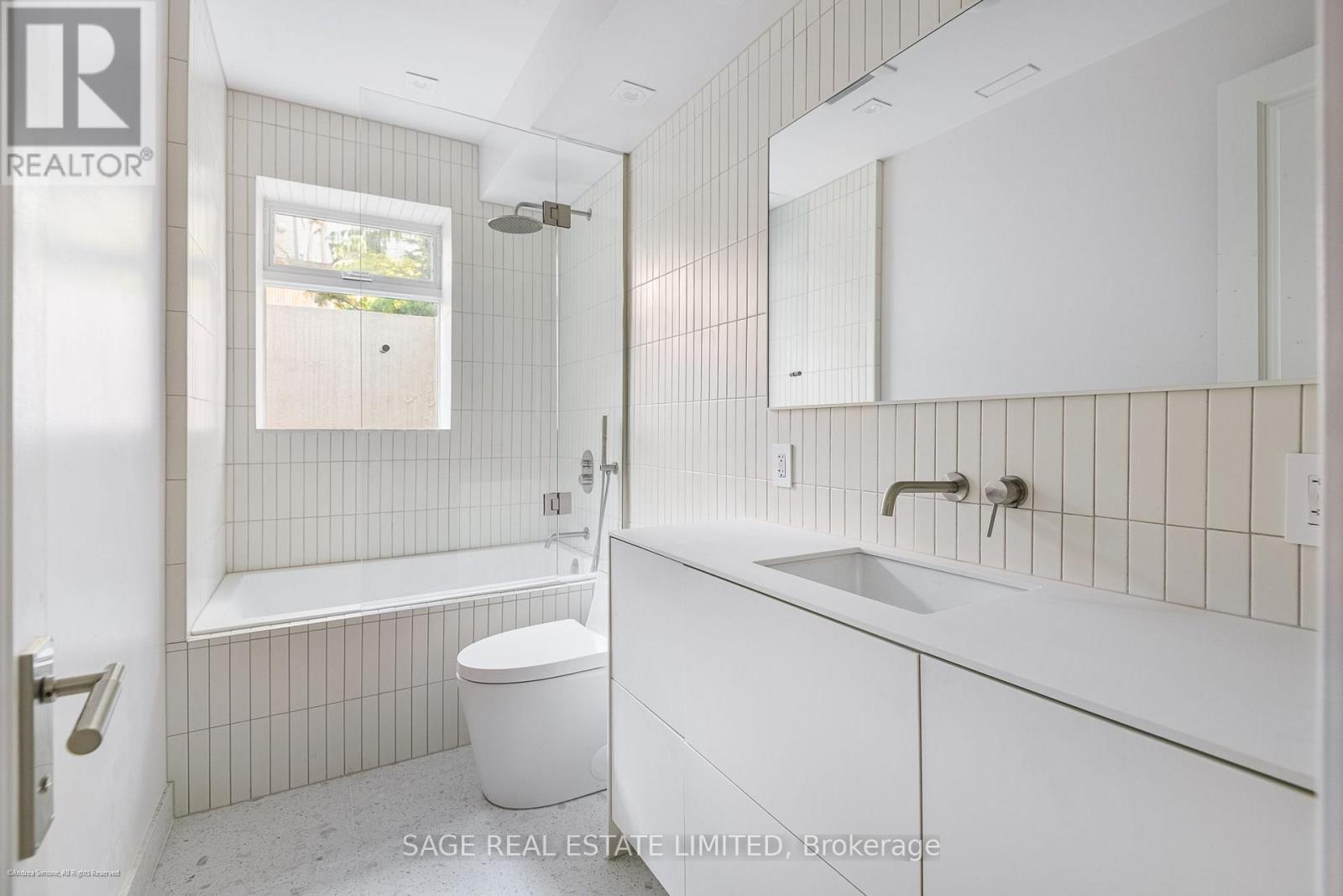 Laneway Suite - 46 Fuller Avenue, Toronto, Ontario  M6R 2C3 - Photo 5 - W13876302
