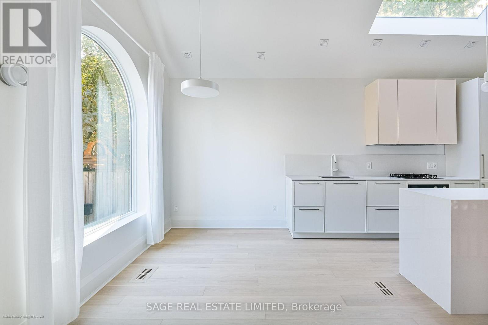 Laneway Suite - 46 Fuller Avenue, Toronto, Ontario  M6R 2C3 - Photo 6 - W13876302
