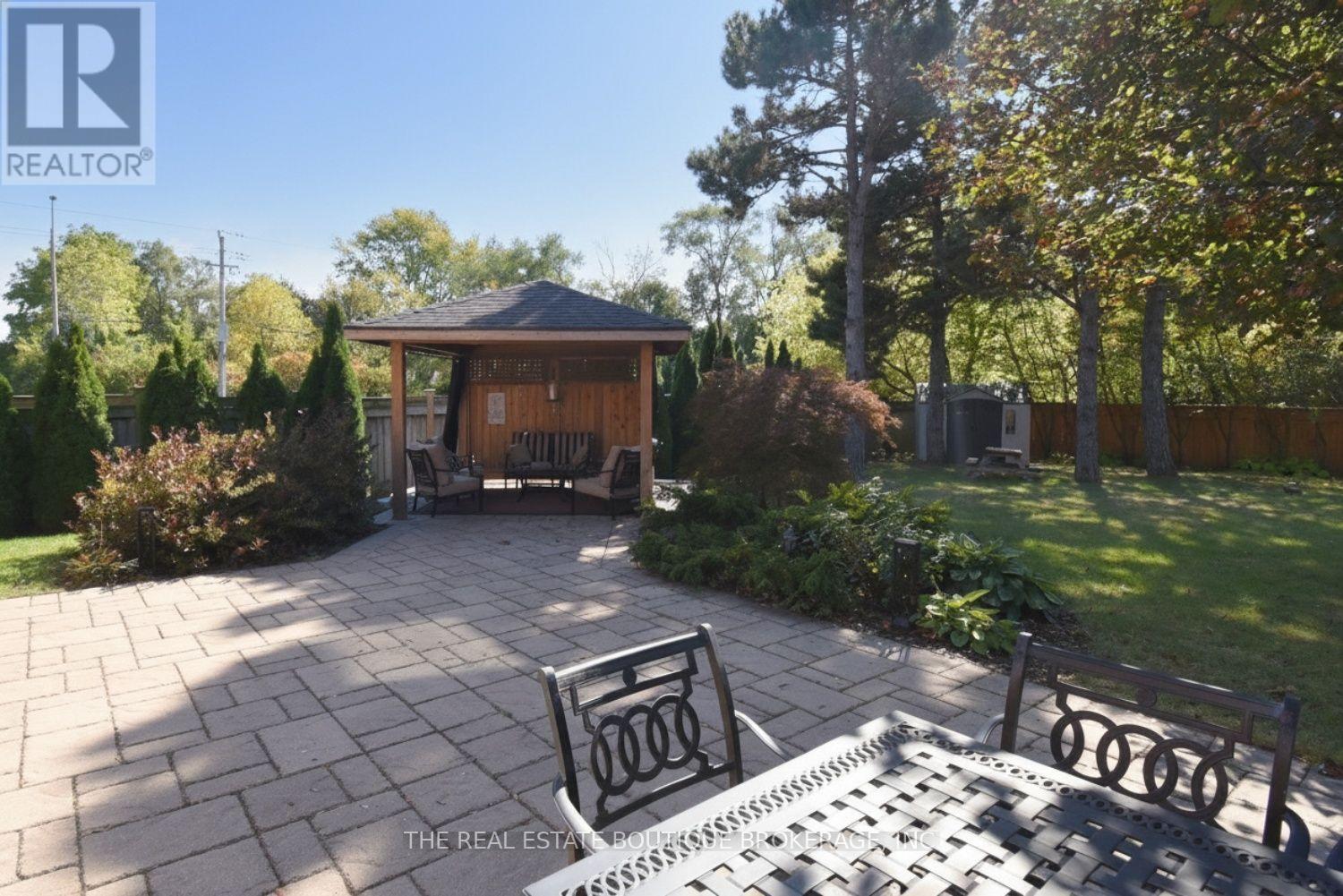470 Amanda Crescent, Burlington, Ontario  L7L 6H5 - Photo 43 - W13876310