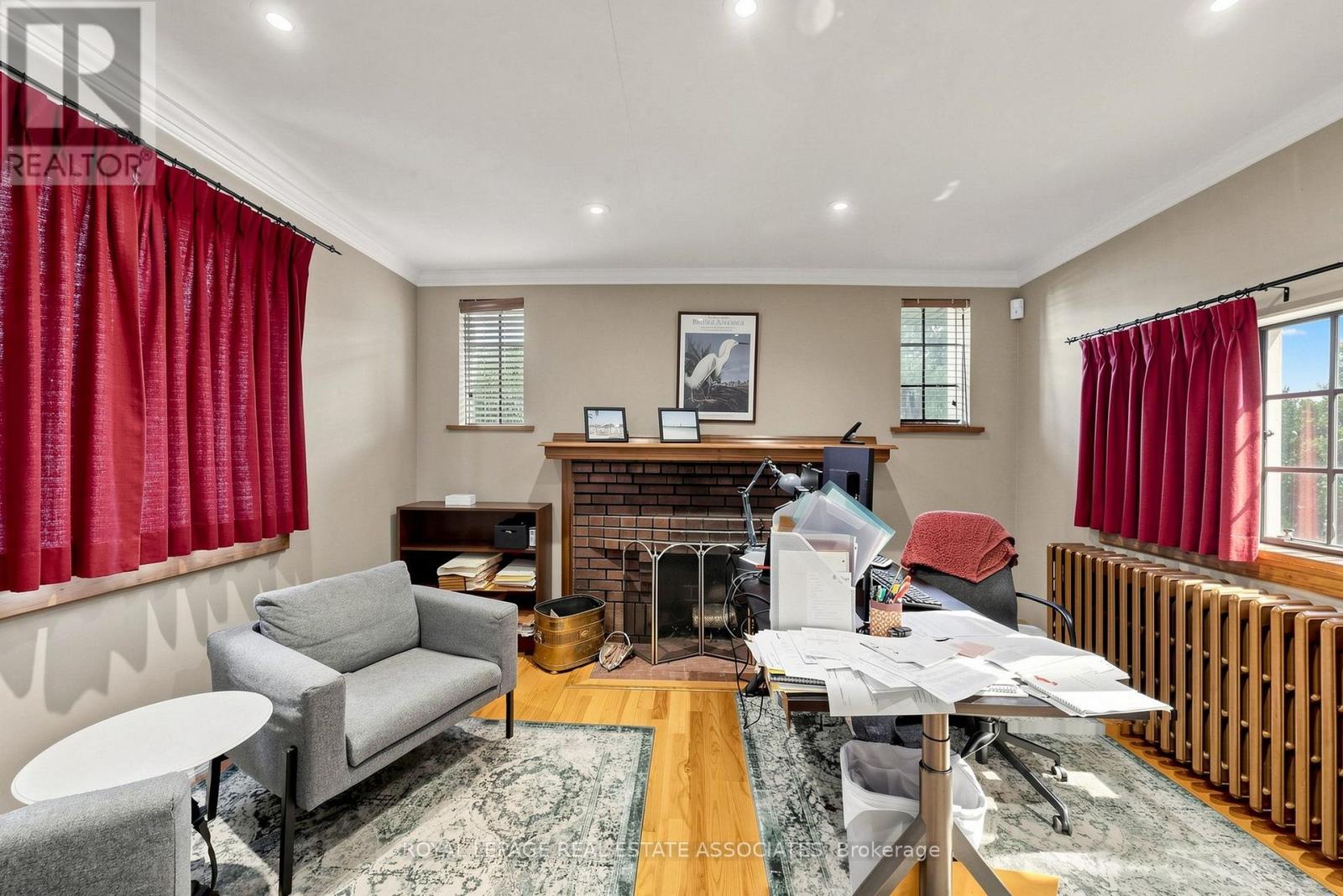 298 Lakeshore Road E, Mississauga, Ontario L5G 1H2 - Photo 7 - W13876388
