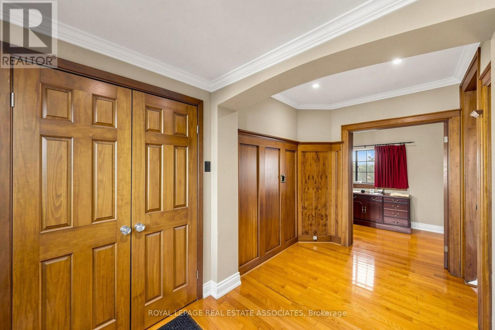298 Lakeshore Road, Mississauga, Ontario  L5G 1H2 - Photo 26 - W13876398
