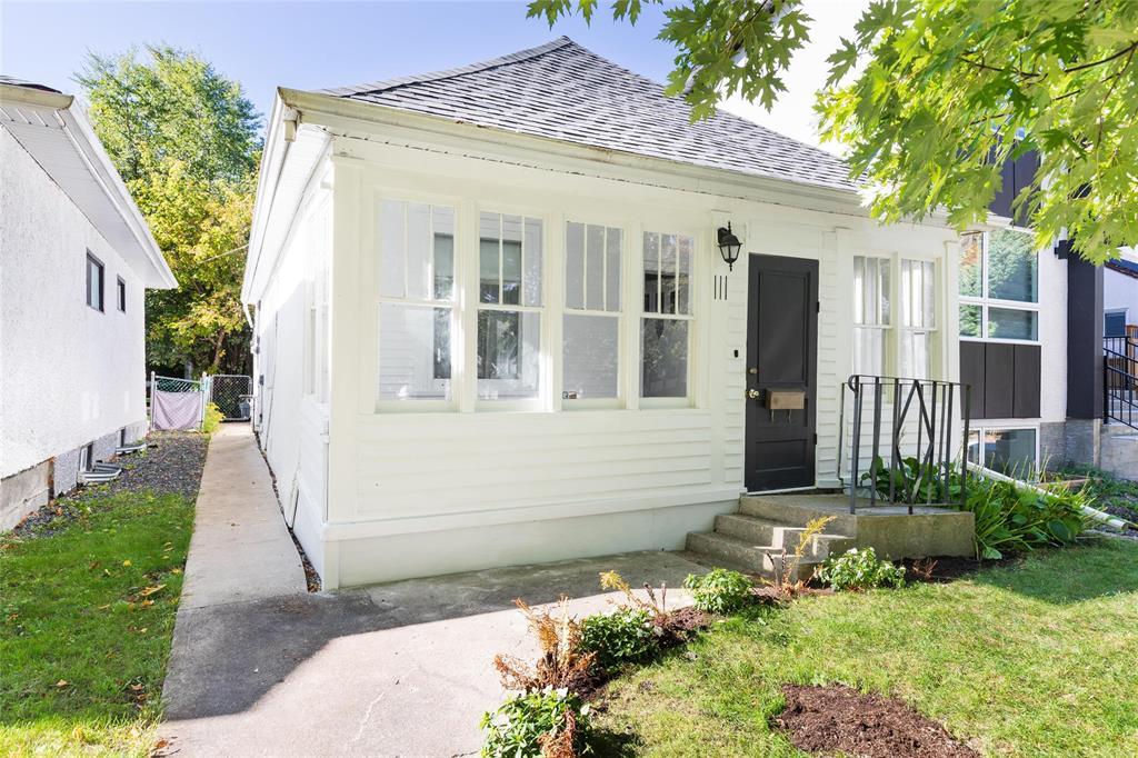 111 Bristol Avenue Winnipeg Manitoba Canada R2H2R5 1