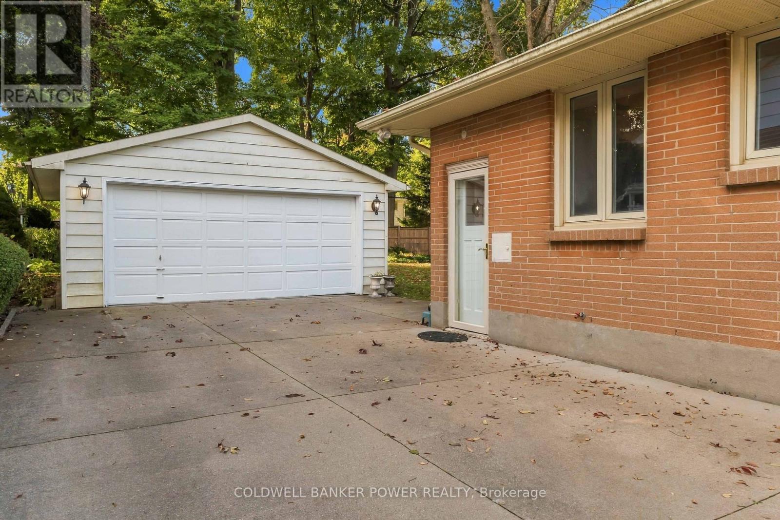 1362 Collingwood Avenue, London South, Ontario  N6K 2H1 - Photo 35 - X13876442