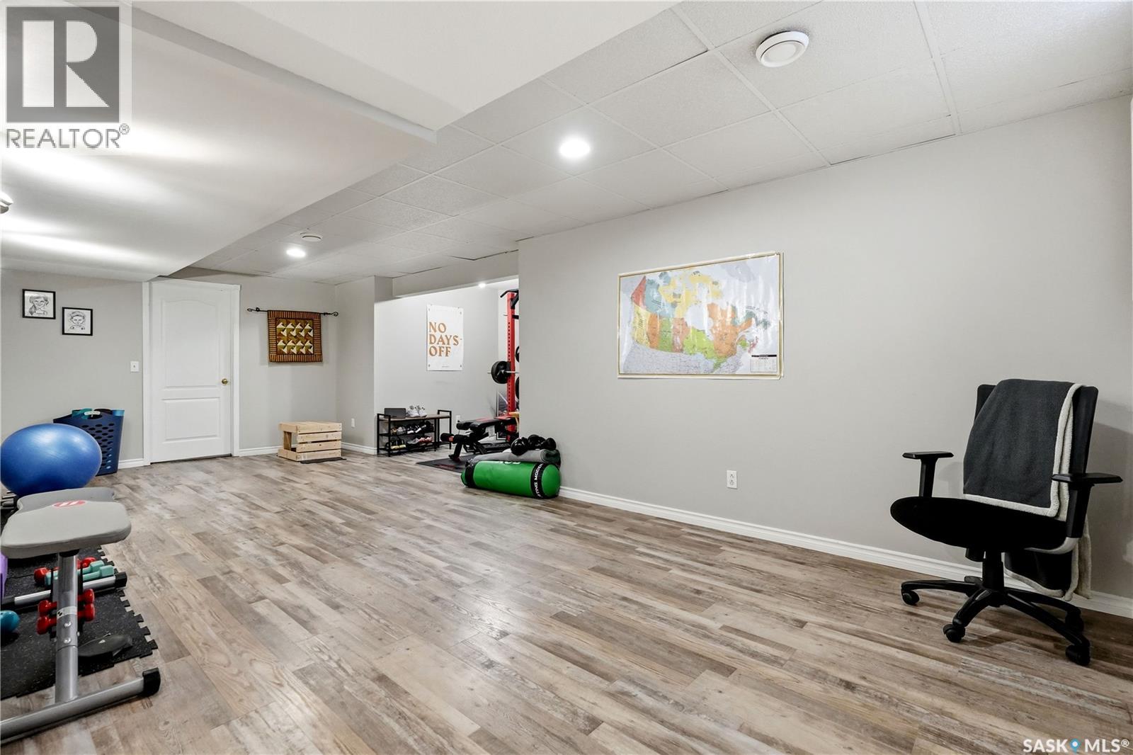 3360 Deiter Bay, Regina, Saskatchewan  S4V 2V9 - Photo 36 - SK050599