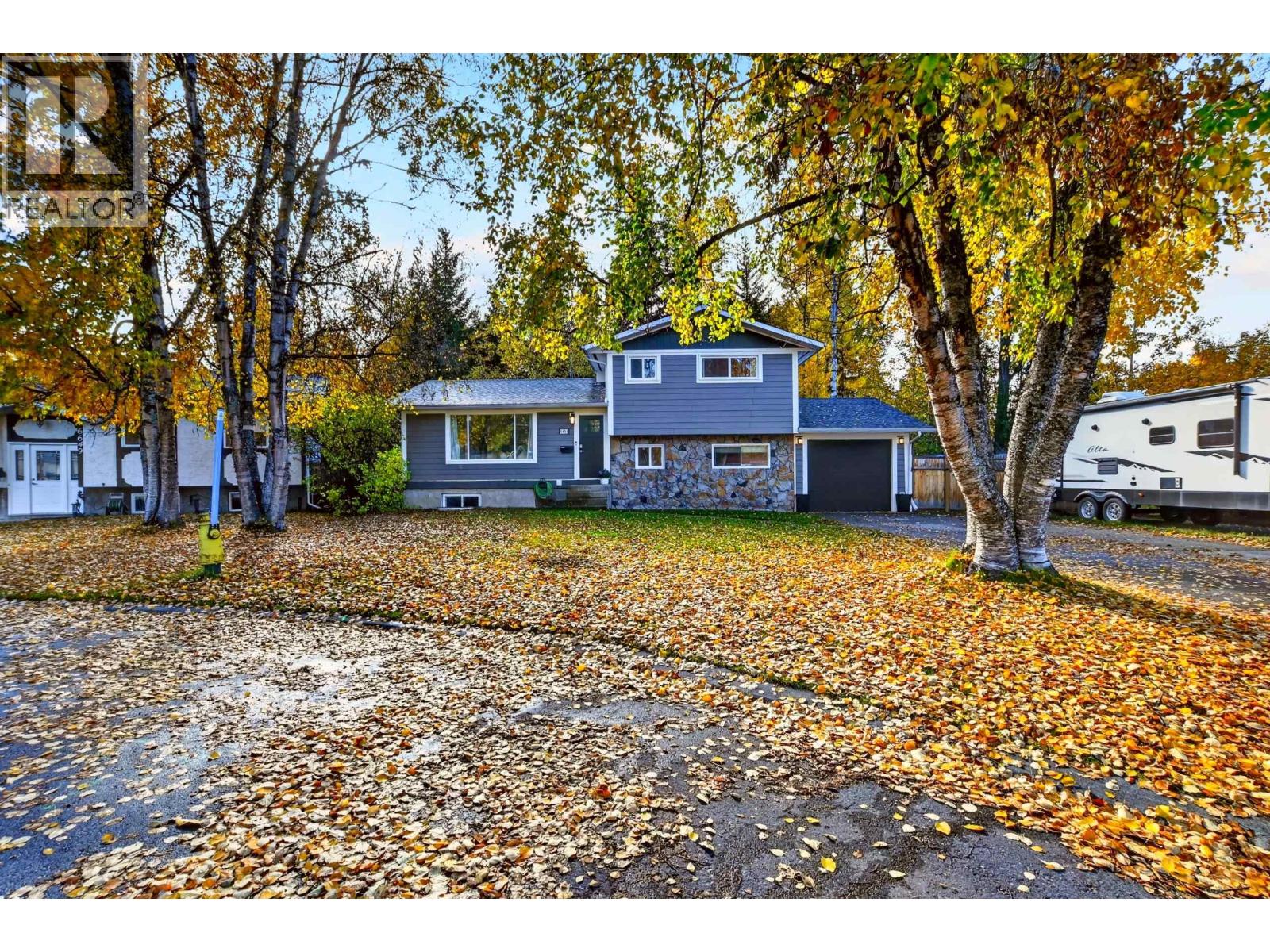 6653 Essex Crescent, Prince George, British Columbia  V2N 2P3 - Photo 2 - R3173724