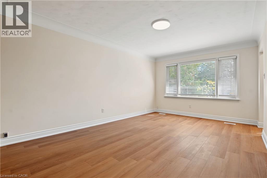 143 Elgin Crescent, Waterloo, Ontario  N2J 2S5 - Photo 4 - 40869665