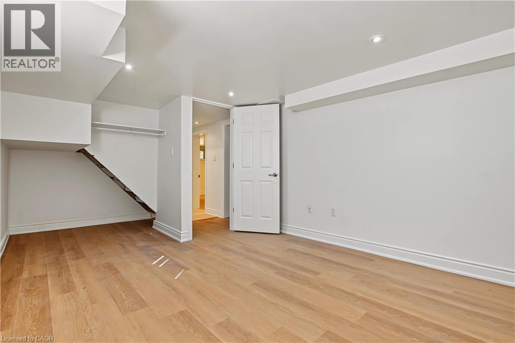 143 Elgin Crescent, Waterloo, Ontario  N2J 2S5 - Photo 11 - 40869665