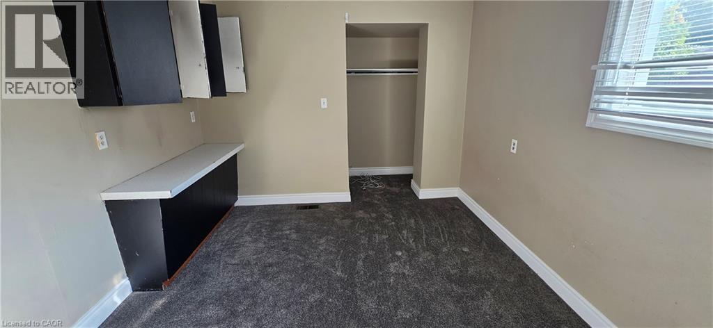 65 Cardill Crescent, Waterloo, Ontario  N2L 3Y7 - Photo 3 - 40869678