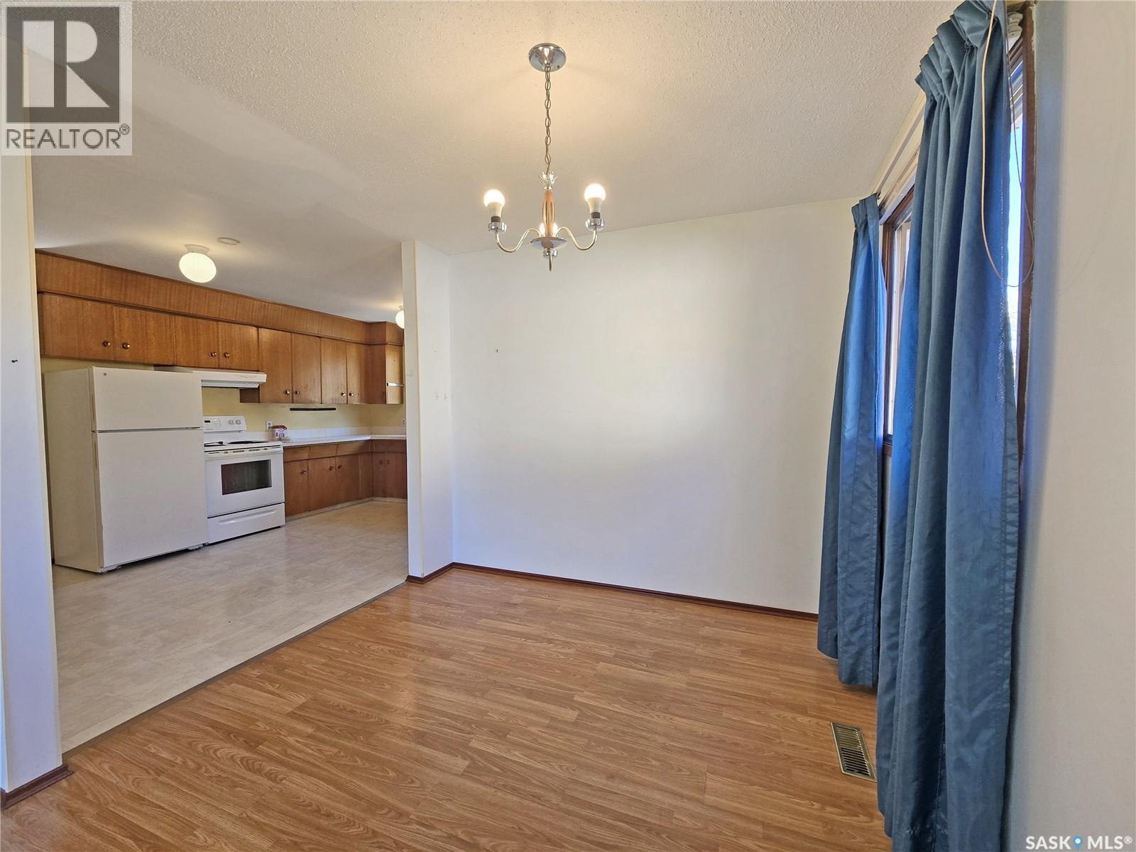 366 Hudson Avenue, Fort Qu'appelle, Saskatchewan  S0G 1S0 - Photo 10 - SK050593