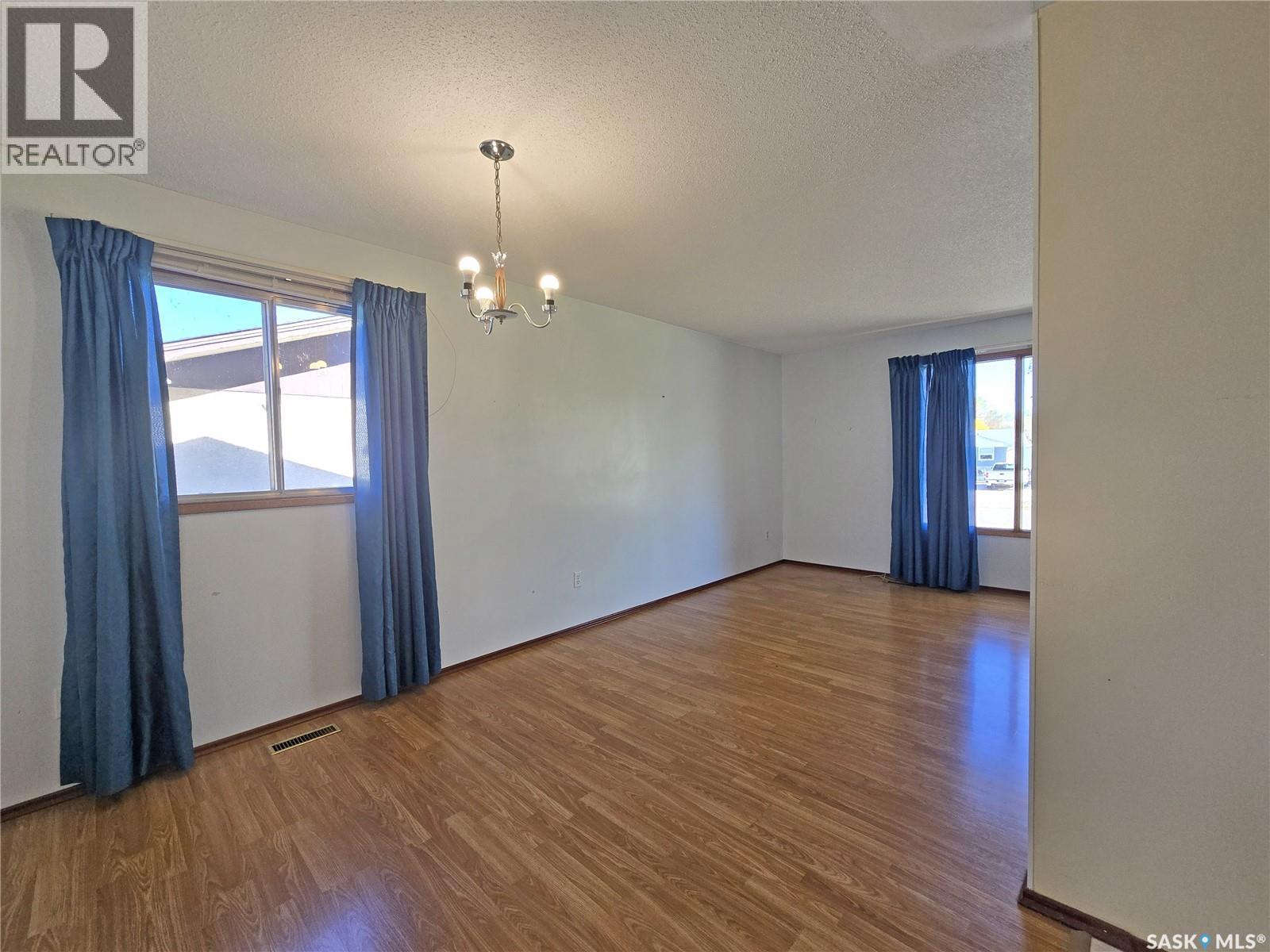 366 Hudson Avenue, Fort Qu'appelle, Saskatchewan  S0G 1S0 - Photo 12 - SK050593