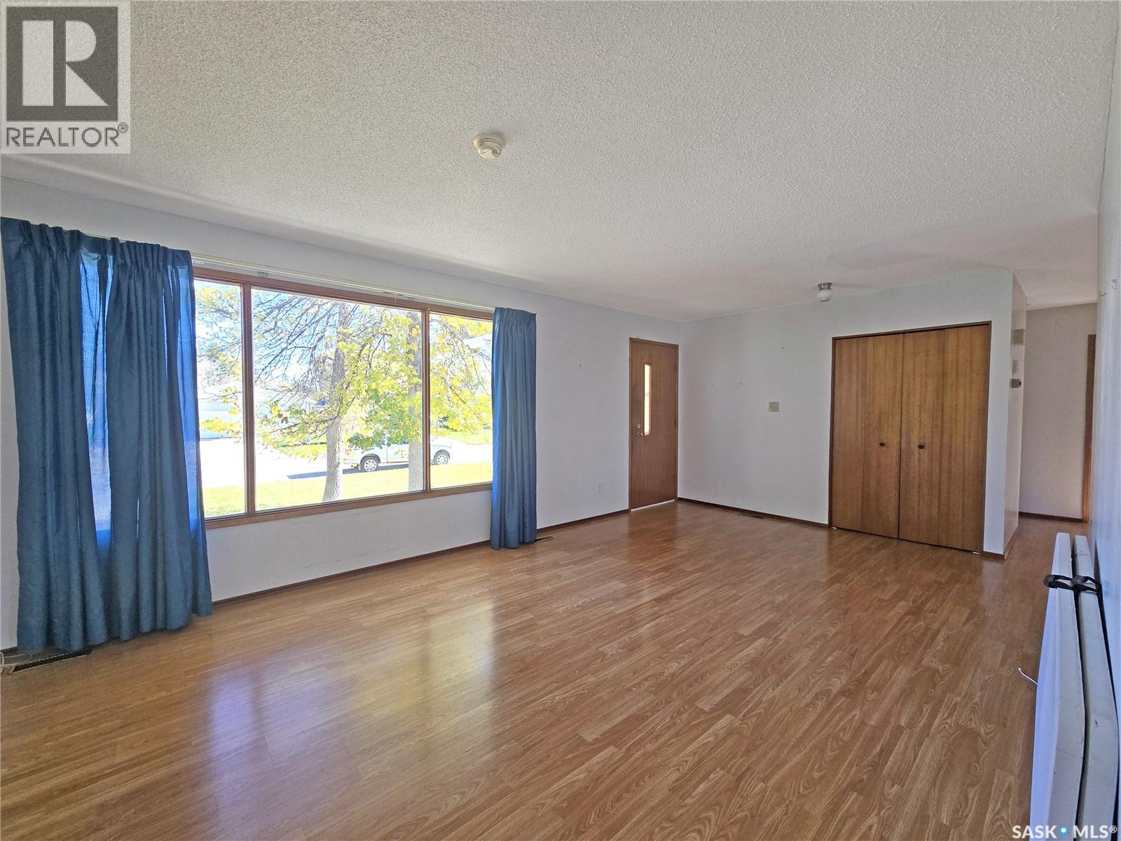 366 Hudson Avenue, Fort Qu'appelle, Saskatchewan  S0G 1S0 - Photo 4 - SK050593
