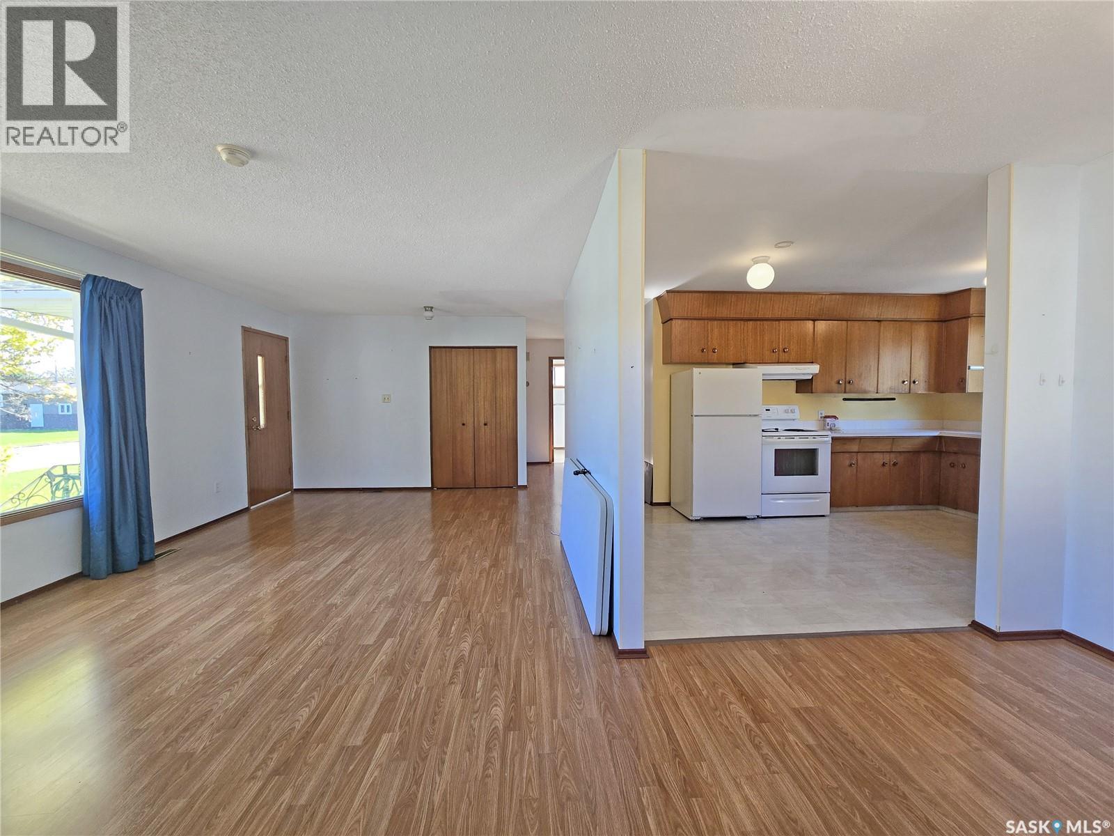366 Hudson Avenue, Fort Qu'appelle, Saskatchewan  S0G 1S0 - Photo 5 - SK050593