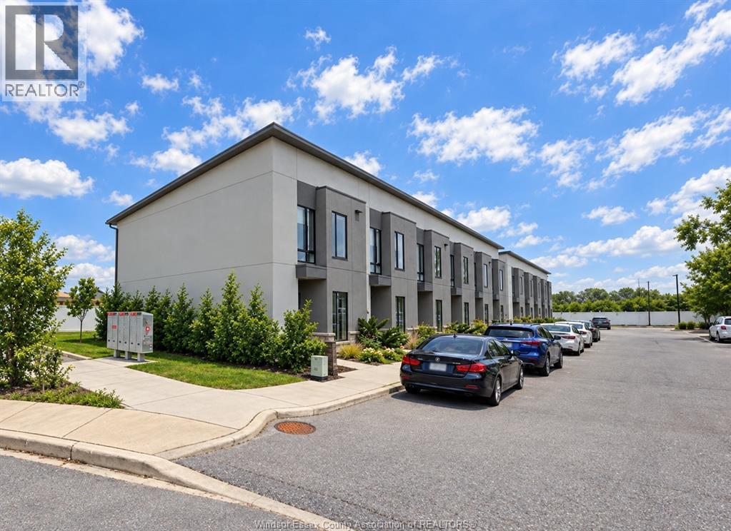 550 SANDISON STREET Unit# 15, Windsor, Ontario