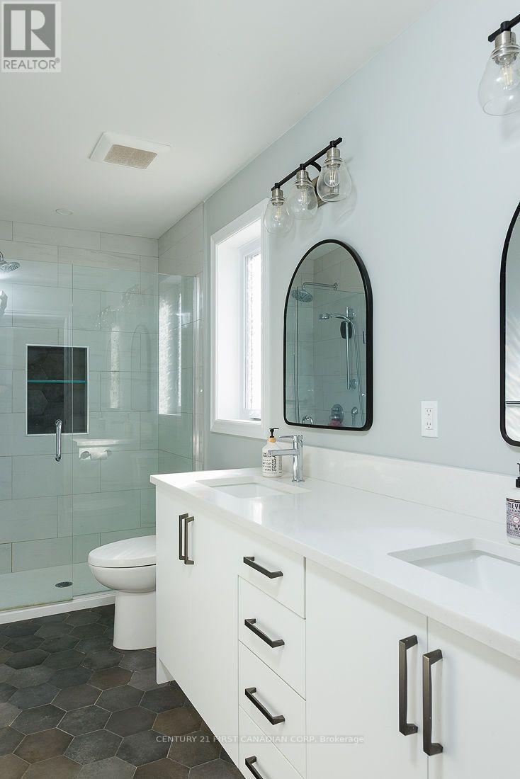1010 Dearness Drive, London South, Ontario  N6E 1N7 - Photo 20 - X13876510
