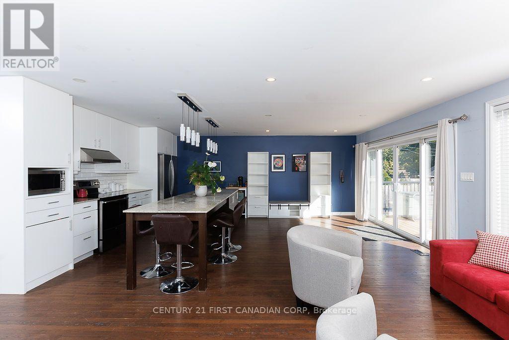 1010 Dearness Drive, London South, Ontario  N6E 1N7 - Photo 7 - X13876510