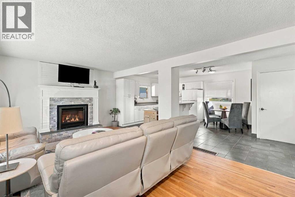 4011 25 Avenue SW, Calgary, Alberta  T3E 0L7 - Photo 4 - A2350952