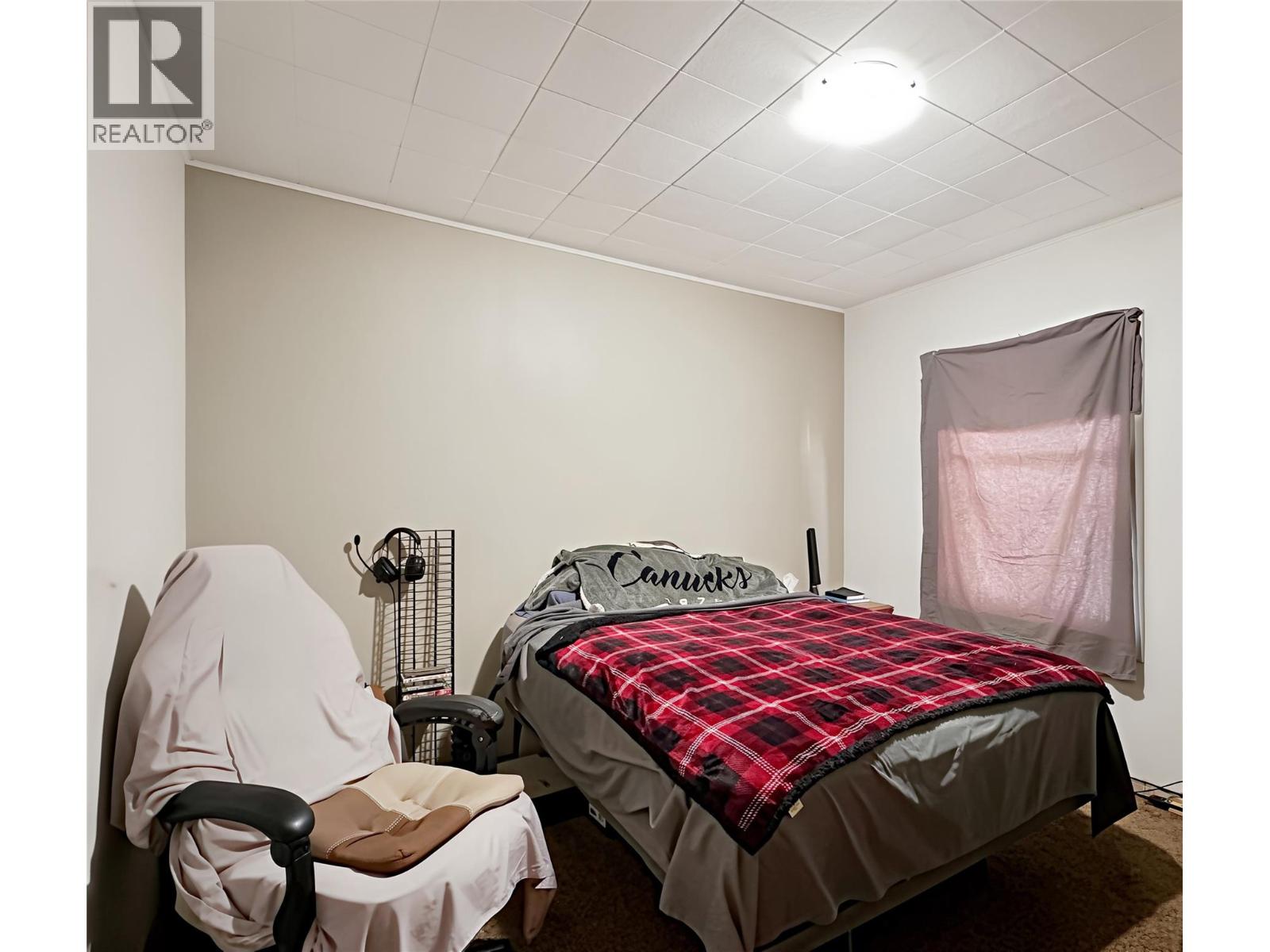 5952 Okanagan Street, Oliver, British Columbia  V0H 1T0 - Photo 14 - 10400078
