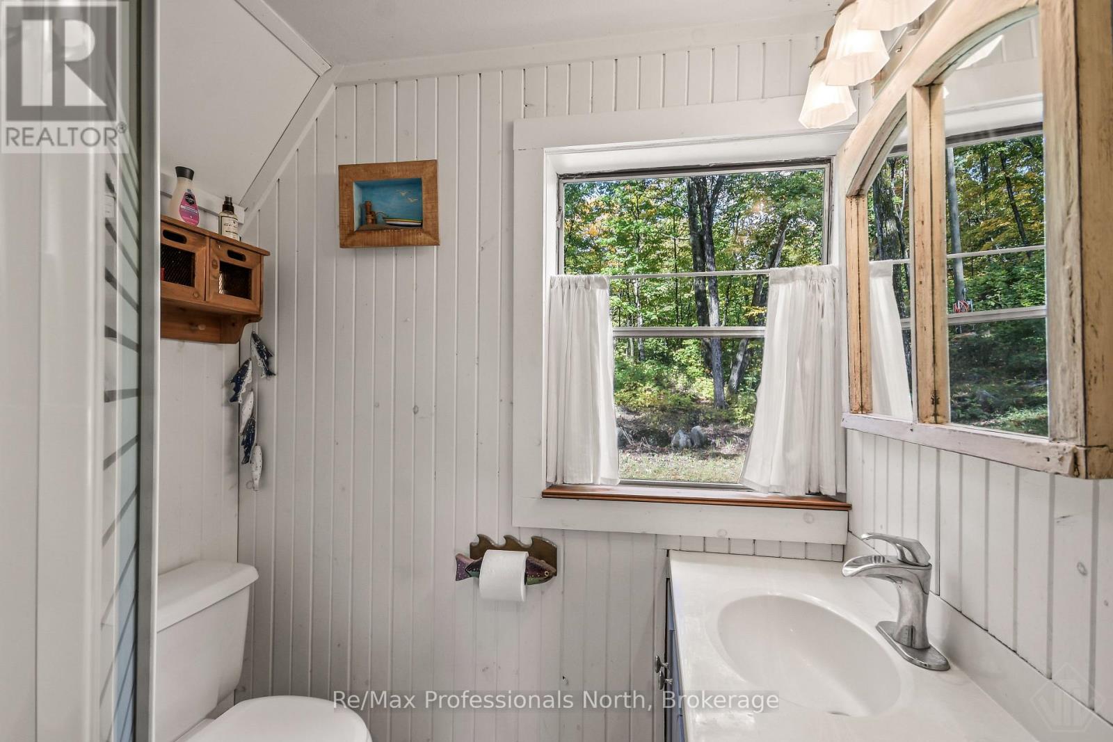 1039 Ann Street, Muskoka Lakes, Ontario P1P 1R2 - Photo 14 - X13870996