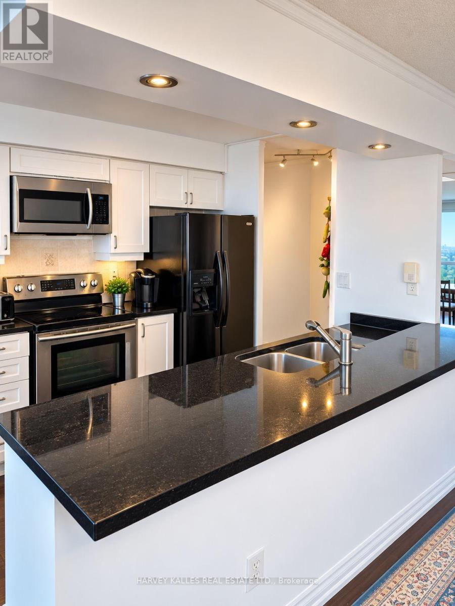 1710 - 3 Rean Drive, Toronto, Ontario  M2K 3C2 - Photo 7 - C13818434