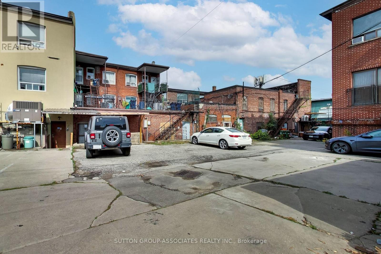 1181-1183 St Clair Avenue W, Toronto, Ontario  M6E 1B5 - Photo 4 - W13876108