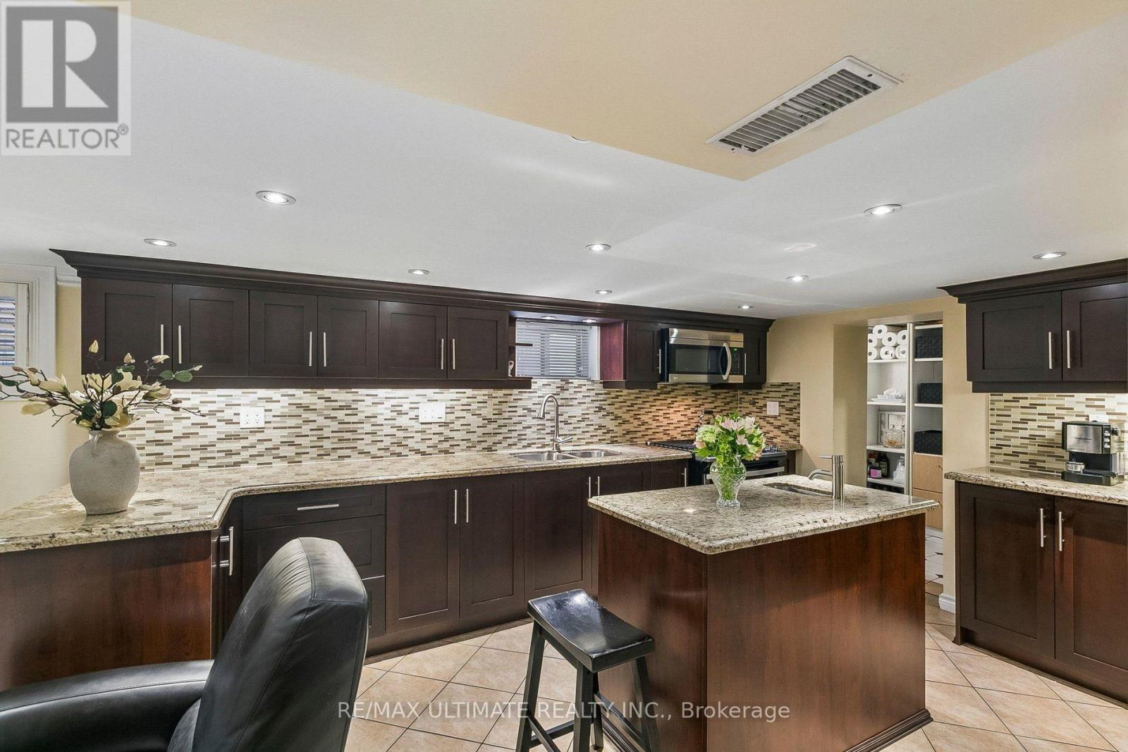 28 Mechanics Avenue, Toronto, Ontario  M6K 2P1 - Photo 21 - C13876462