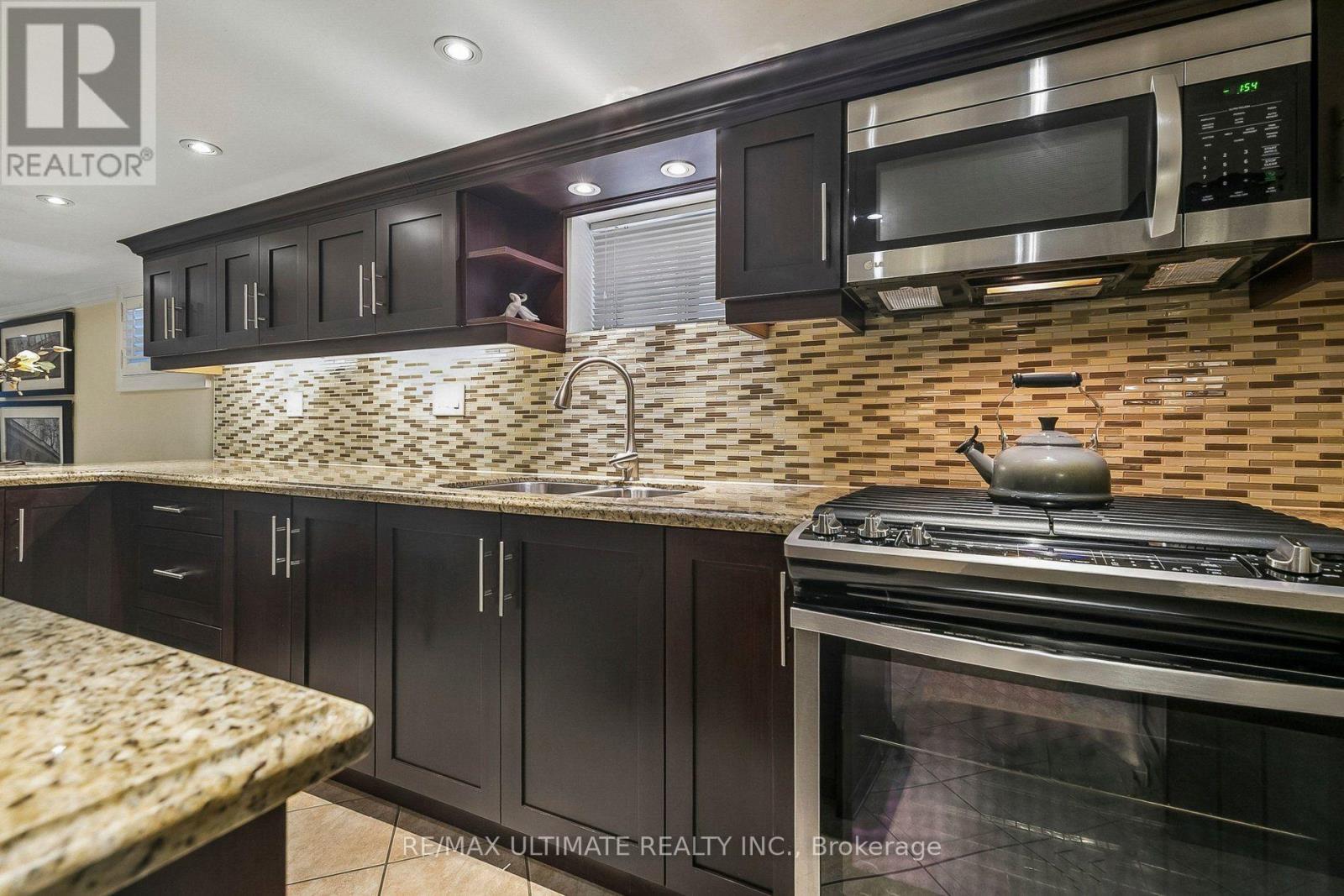 28 Mechanics Avenue, Toronto, Ontario  M6K 2P1 - Photo 24 - C13876462