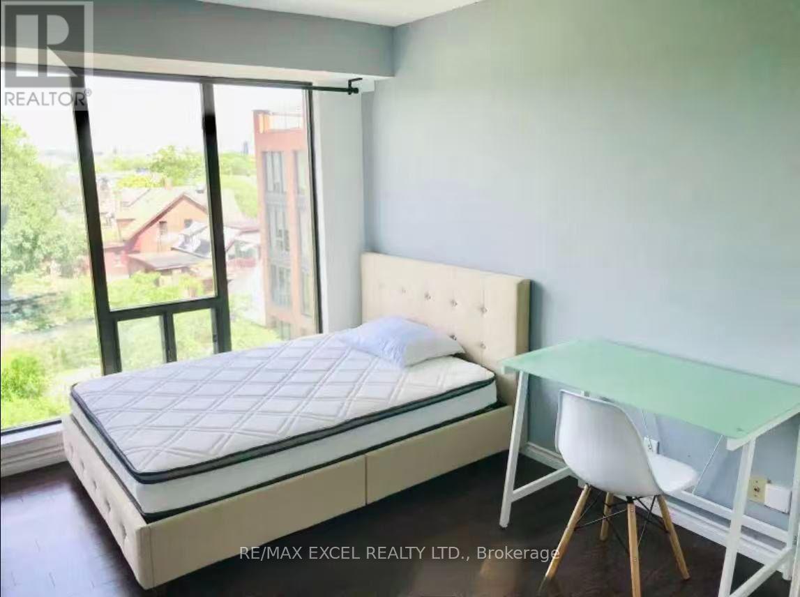 602 2nd Bedroom - 456 College Street, Toronto (Palmerston-Little Italy), Ontario  M6G 4A3 - Photo 2 - C13876638