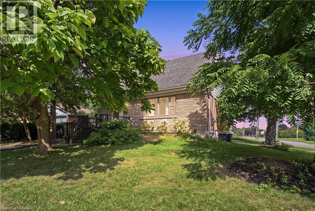 87 Radford Street, Hamilton, Ontario  L8S 3E5 - Photo 2 - 40869986