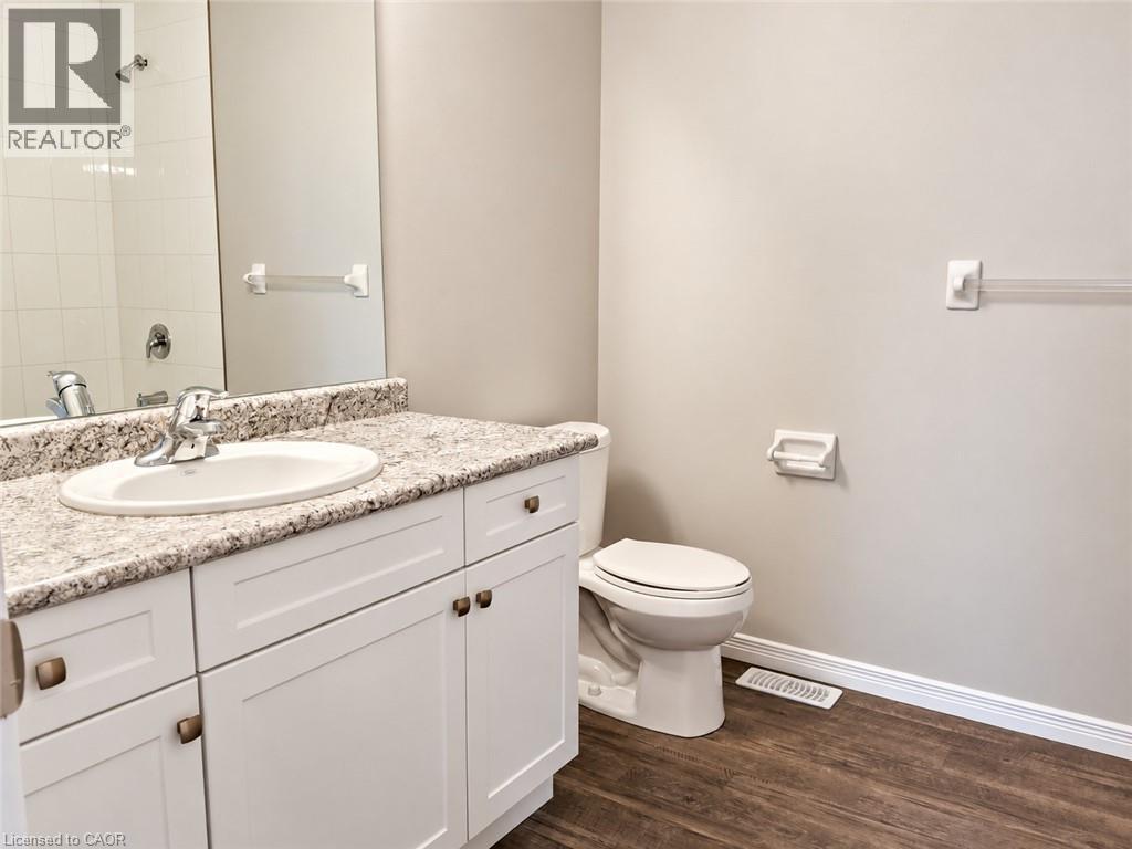 50 Pinnacle Drive Unit# 52, Kitchener, Ontario  N2P 0H8 - Photo 11 - 40869900