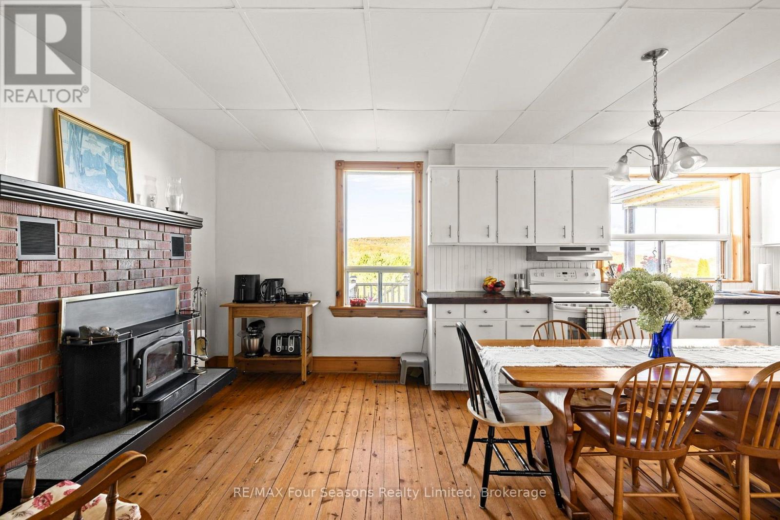 529685 Pretty River Rd. Townline N, Blue Mountains, Ontario N0H 2P0 - Photo 20 - X13876712