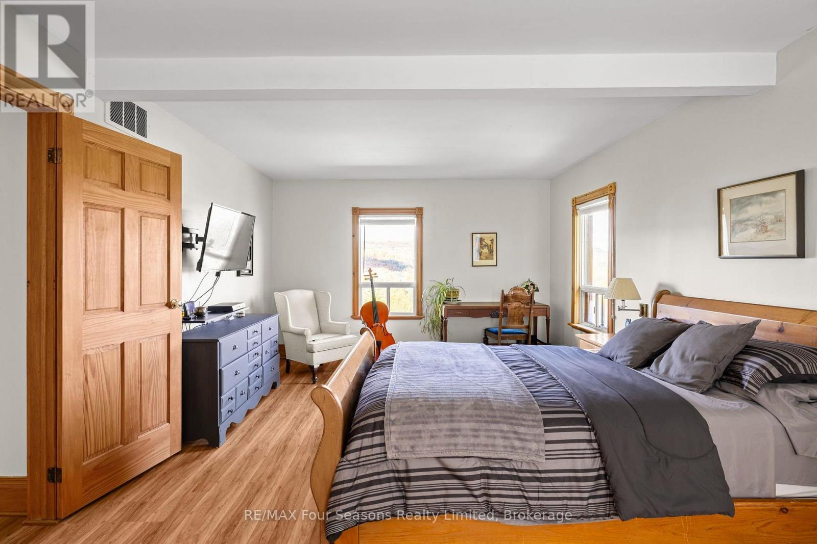 529685 Pretty River Rd. Townline N, Blue Mountains, Ontario N0H 2P0 - Photo 23 - X13876712