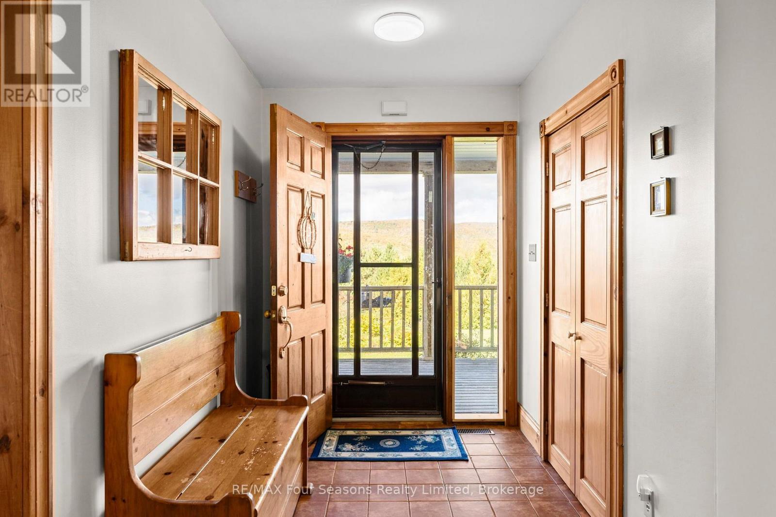 529685 Pretty River Rd. Townline N, Blue Mountains, Ontario N0H 2P0 - Photo 8 - X13876712