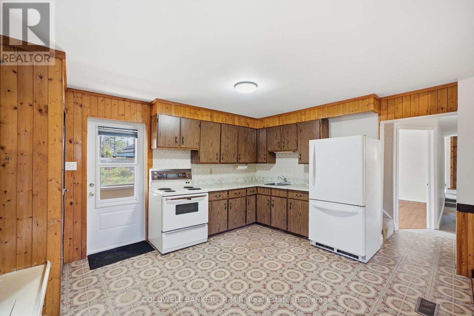 10 Church Street, Kawartha Lakes, Ontario  K0M 2J0 - Photo 6 - X13876754