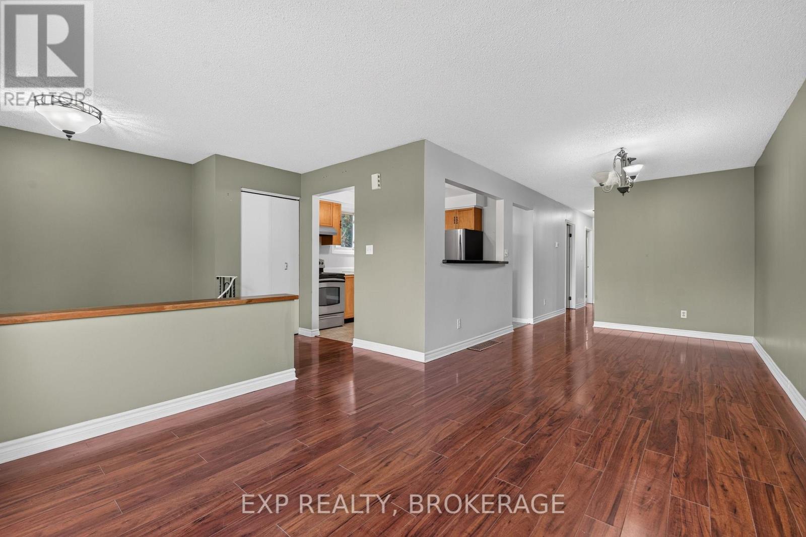 585 Gavin Court, Kingston, Ontario K7M 8B8 - Photo 5 - X13876474