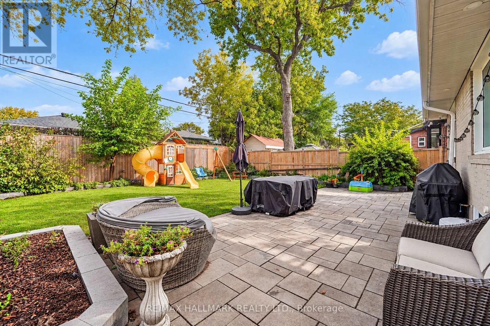 20 Wishing Well Drive, Toronto, Ontario  M1T 1J1 - Photo 7 - E13876608