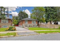 35 FLORENS AVENUE, Toronto, Ontario