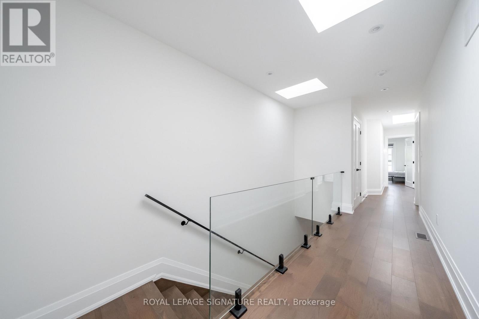 540b Pharmacy Avenue, Toronto, Ontario  M1L 3G6 - Photo 20 - E13876736